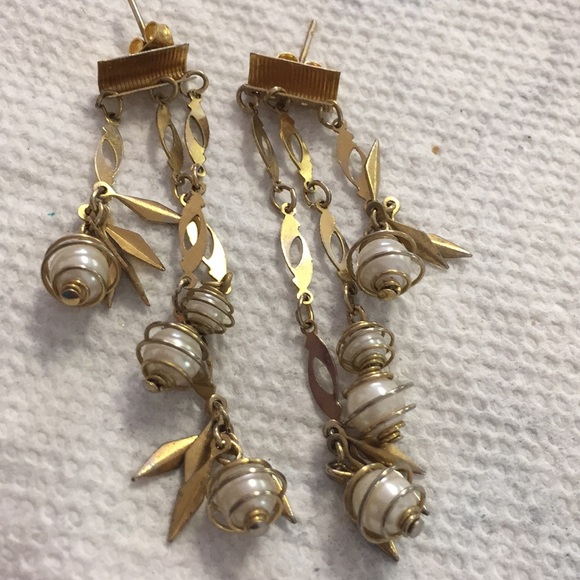 Vintage Jewelry - Simulated Pearl Dangle Pierced Earrings